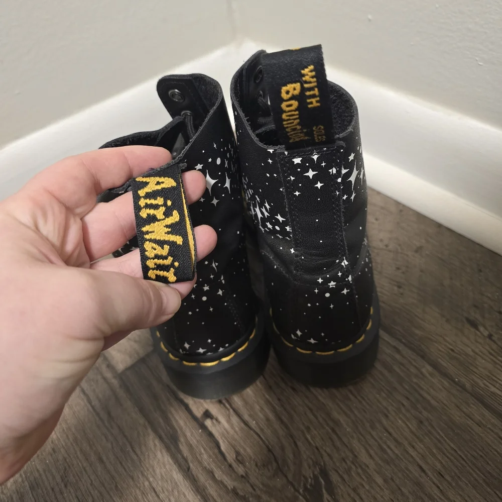 Dr. Martens Cosmic Print Boots - Picture 3 of 4